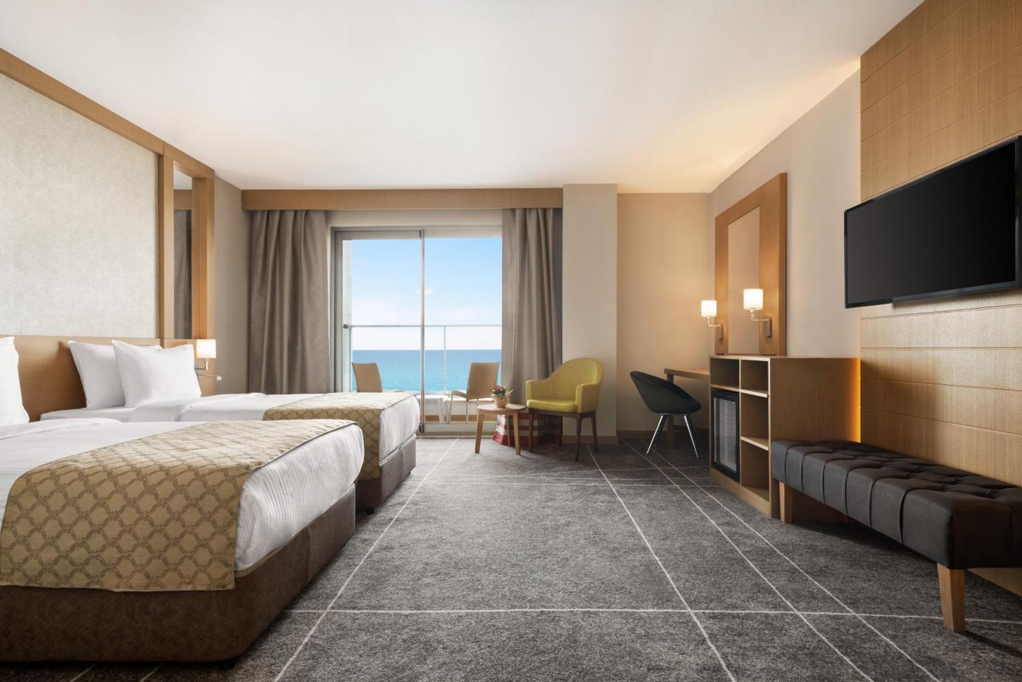 Ramada Resort By Wyndham Unye Exterior foto