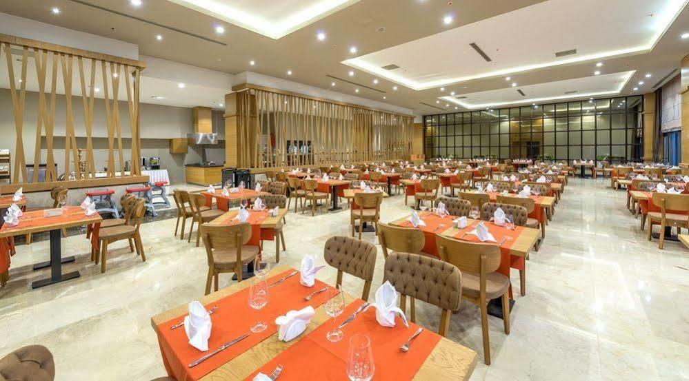 Ramada Resort By Wyndham Unye Exterior foto